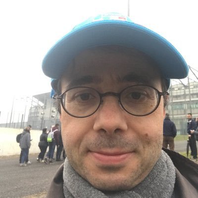 Le reti sono il mio lavoro :) Tecnologia, rugby, F1, libri le passioni. Ich liebe die Deutsche Sprache. Soprannominato Visigoto del Tweet. Viva Radio3!