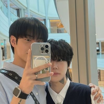 Parkjimin855138's profile picture. 나의 안전한 장소를 소중히  💎✨