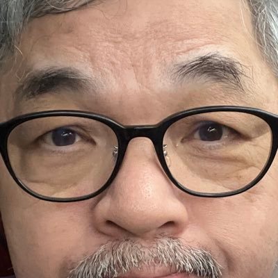 芸人育成のプロです。お笑い業界40年。いいダメだしするよ。双葉社より「ダメ出す力」発売。俳優と落語家といいMCの事務所やってます。 #お笑い芸人 #芸人 #ネタ見せ #お笑いライブ #M1 #R1 #KOC