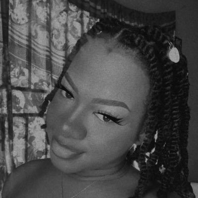 Iwantwealth1's profile picture. B. A (ed) English language|| Educator|| Bag maker|| Virgo ♍️|| Muslimah through ‘n’ through||