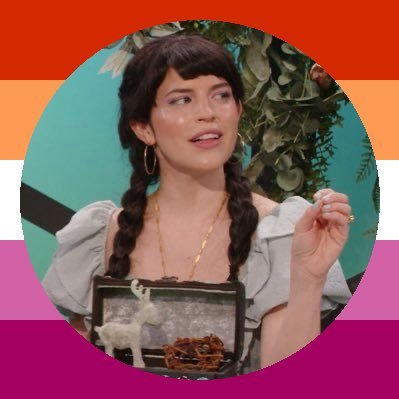 ˚₊‧꒰ა ☆ ໒꒱ ‧₊˚ 22 ✄ they/she ✄ lesbian ✄ smosh/dropout/books/crafts ˚₊‧꒰ა ☆ ໒꒱ ‧₊˚