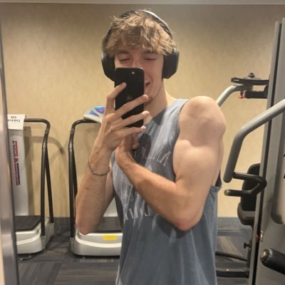2100 | Former Captain @Illini_esports | Software Engineer & Head Coach @trainwithvalor | Aerospace Engineering Grad @UofIllinois | Brazilian🇧🇷