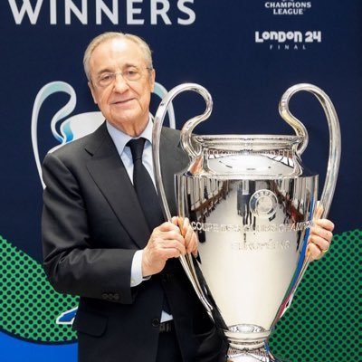 Büyük başkan, futbol baronu Florentino Perez destekçisi.