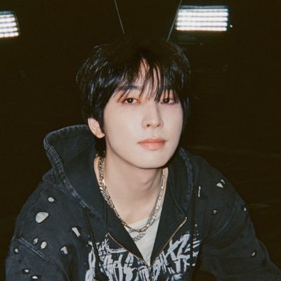 ajeooonice's profile picture. this user misses jeon wonwoo :((