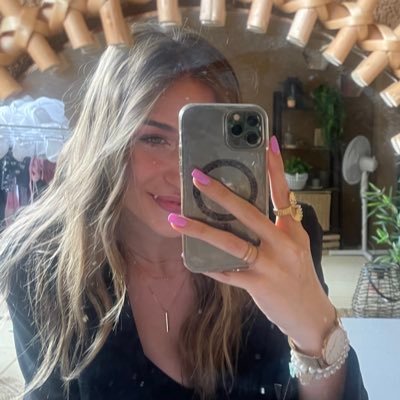 audrey_papillon's profile picture. Il y a que la nuit qui sait garder un secret