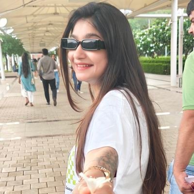 @Twinklepatel_19