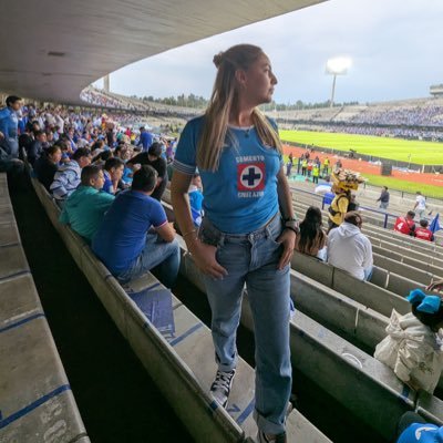 Amante del fútbol y los perritos ⚽️ 🐶 🥰Apasionada del Cruz Azul💙🩵 Donde hiere el recuerdo📍🇲🇽 30.05.21 #Macalover