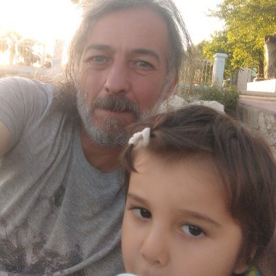 barisbayraktut1's profile picture. Her şey emeğin olacak.