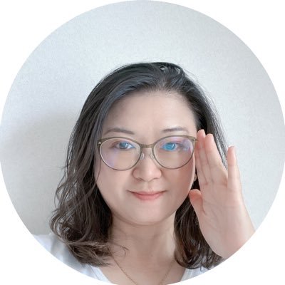 「伝えたいのに伝わらない」をサポートします|日系・外資系OL20年|今は営業部で資料作る人|元メーカー商品企画者がプレゼンを通すためにしてきたことを発信中|ビジネス系・シンプル系|迅速・柔軟に対応します|ご質問・ご依頼はDMまで