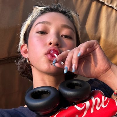 @needlecursefour