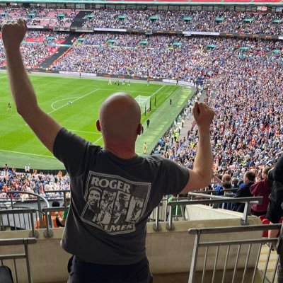 NGellard's profile picture. Everybody’s happy nowadays. #oafc