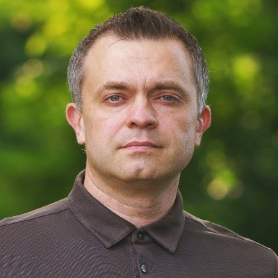 Chairman for @vsirazom (civil movement) and Cabinet of Experts (think tank), President of @novomedia Journalists Association.
Husband of one, father of five.