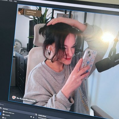 (she/her) Twitch Partner / Destiny 2 Creator :: https://t.co/Z6wfse6hZd Sneak Affiliate :: https://t.co/XfB1srrHaJ