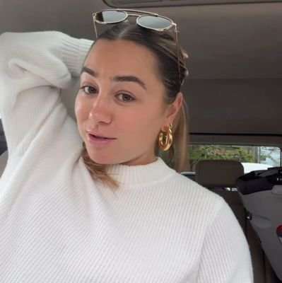 Jewish mom/A traveler, pizza and apple juice lover. An republican Girl Enjoying Life 🧬🫶