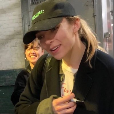 jodie comer's controversially young gf and asha banks’ not controversially young gf (REAL) !!! ―୨୧⋆ ˚