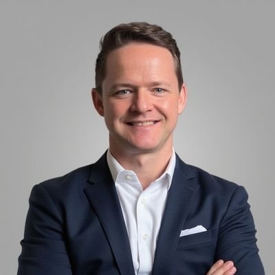 Head of Marketing @Bien_Zenker + @Living_haus \ privater Account: Tweets über Fertighaus, Immobilien, Nachhaltigkeit, Marketing & Sales