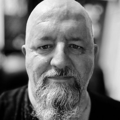 humanin_theloop's profile picture. Principal Engineer, backend specialist & open-source advocate. Writes on ethics, automation & sustainable dev. Lover of clean code, big ideas & quiet revolution