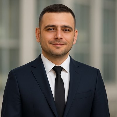 kutluco's profile picture. so long, and thanks for the fish 🌠