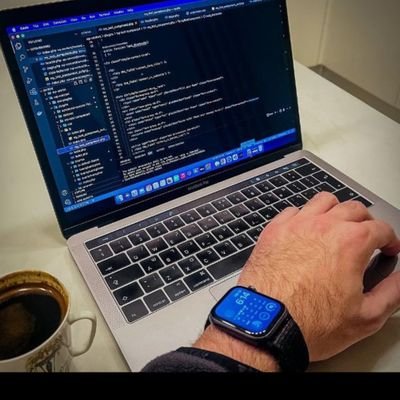 I spend all my time with myself and programming, and I am sure that God will grant me what I wish for in the end💻