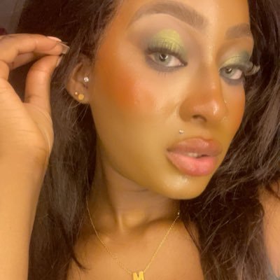 maya_diaby's profile picture. • God first 🙏🏽 Verseau ♒️💕 Independent ✨