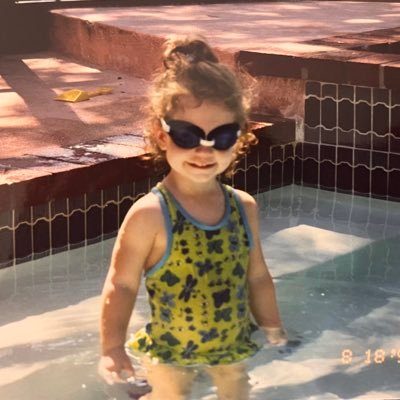 abbyylkingg's profile picture. unfortunately this is my circus and these are my monkeys.