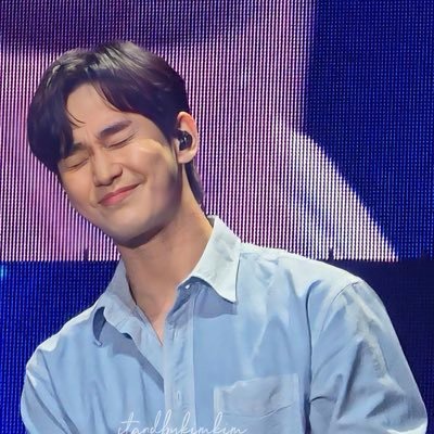 faaaeeex's profile picture. You got one life, to love what you do 🪻🐝🍀 RPh 17' CPh 24’👩🏻‍🔬 | LG