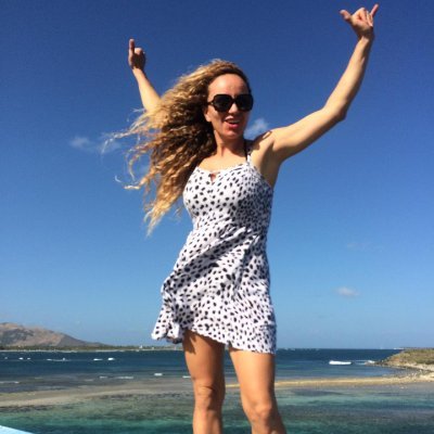 Jiecy_'s profile picture. Embrace the good things in life!🌹