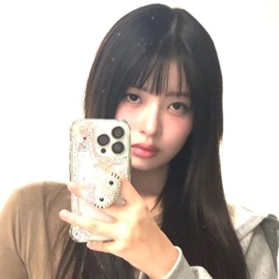 reinyourhert's profile picture. a little in love