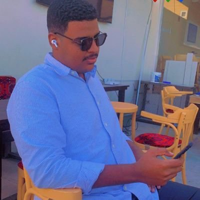 اريد ان اكون مع من يرون ان الحياة جميله 🌹🦋وبصحبتي هي اصفي وانقي 💞