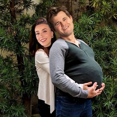 CarlsenMPreg's profile picture. tweets informing you about Magnus' pregnancy status