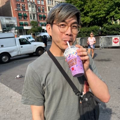 victoremnm's profile picture. 