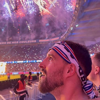 AdrienPhiIippe's profile picture. 