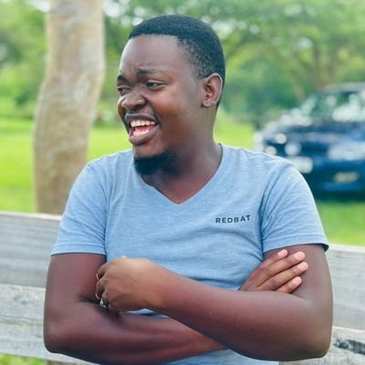 Kaizer chiefs🇿🇦
FC Barcelona🇪🇦
Liverpool 🏴