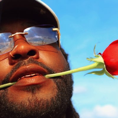 R&B Singer/Songwriter | features/bookings: rissellmusic@gmail.com