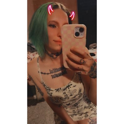 ✨26✨//nsfw//no minors!//🕸️UKaltgirl content🩷🖤 https://t.co/WcXvH0Ce2T £20 reply