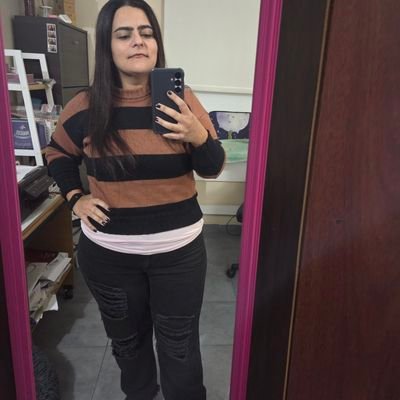 CynBadaracco's profile picture. Intentando ser feliz. Maestra. Les que odian bloqueo
