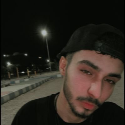 Amiram_lil's profile picture. با کُشتَن حَل نِمیشه میمونِه مُشکِل
I hate making noise, but I still hear my words wherever I go🎃