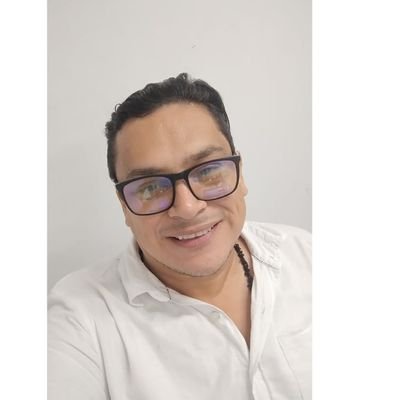 Barranquillero, administrador de empresas. Tu dolor no debe buscar culpables