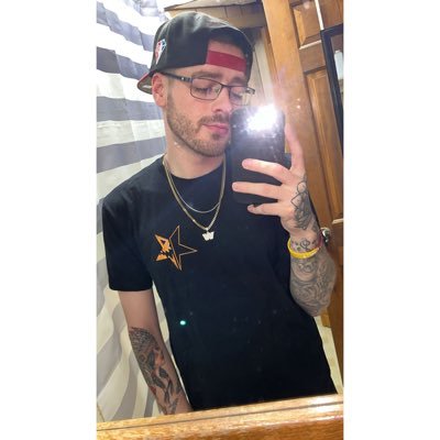 RealMicuhlP's profile picture. new account old one got hacked #HTTR #RaiseHail