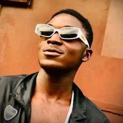 anumphinehas9's profile picture. 