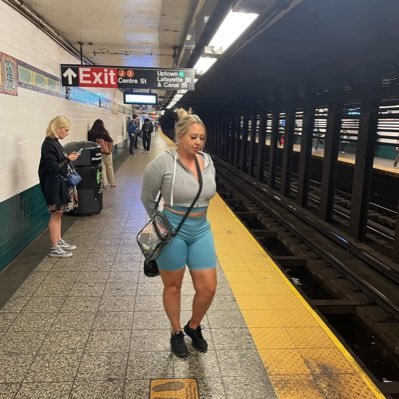 HuntergutitSh's profile picture. searching for a serious relationship here