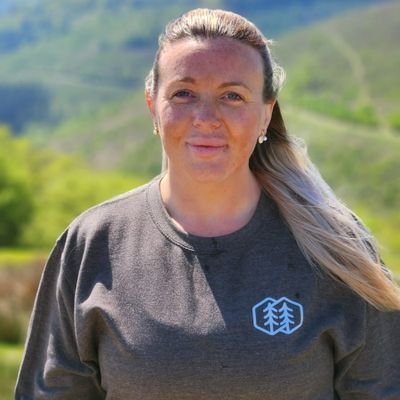 We train clients in nature to help with their fitness journey and mental well-being!
Based in Dorking, Surrey & Risca, South Wales