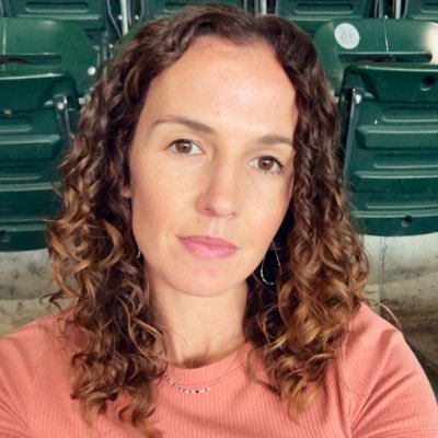 bsaxxy's profile picture. I like heavy music and doing handstands