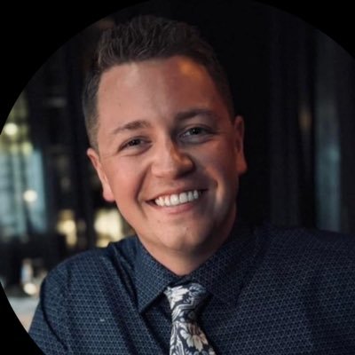 MerrBear93's profile picture. Kentuckian. Hair gel advocate. Savant of ranch dressing. Golf obsessed. Probably hitting a hybrid.