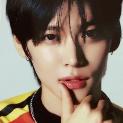 roxiedump7's profile picture. Briize and Teume. 02 Liner❤️