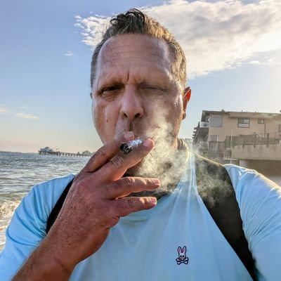 Traderv1c's profile picture. @futureleagues
@malibugoats @the21chip

NHL

HUT - Malibu Raiders  partnership w/ WHL Prince Albert Raiders  

AHL Fran - Coachella Valley Firebirds partnershp