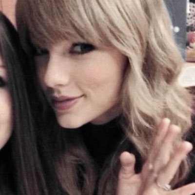 ˚୨୧⋆。❝he got my heartbeat skipping down 16th avenue❞ - taygraciebrina ⊹₊ @valmastermind ꨄ