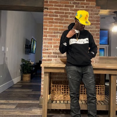 InRetroSpect Clothing IG: InRetroSpect_PGH| IG: retro_cam23 my name is my name