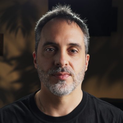 PabFerr's profile picture. Operário do cinema, editor, roteirista, antifascista. Fazendo do coração, tripas.