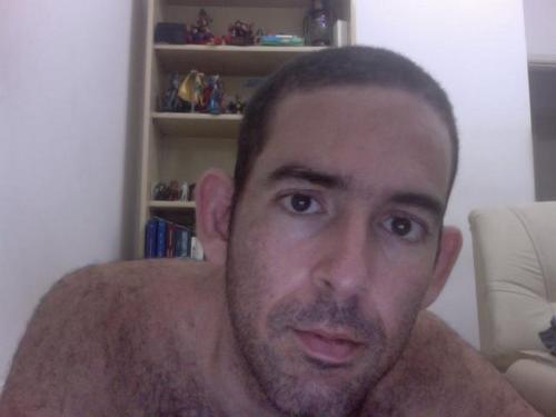 JoaoFNobrega's profile picture. Alguem que vive o mundo e deixa-se viver por ele.